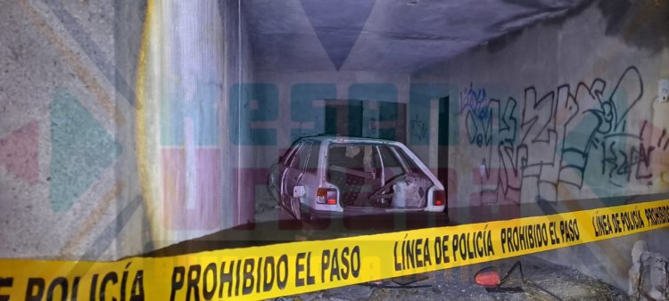 DESMANTELADO ENCUENTRA POLICÍA MUNICIPAL SEDAN ROBADO