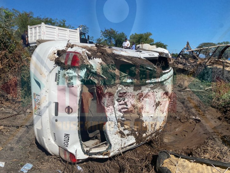 ✳️ IMPACTANTE ACCIDENTE EN EL MPIO DE SANTIAGO IXCUINTLA