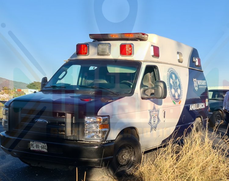 AUTO FANTASMA HACE DE LAS SUYAS EN EL LIBRAMIENTO CARRETERO