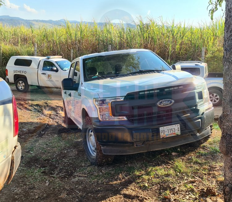 ENCUENTRAN A UNA PERSONA SIN VIDA EN UN CANAL PLUVIAL EN EL MPIO DE TEPIC