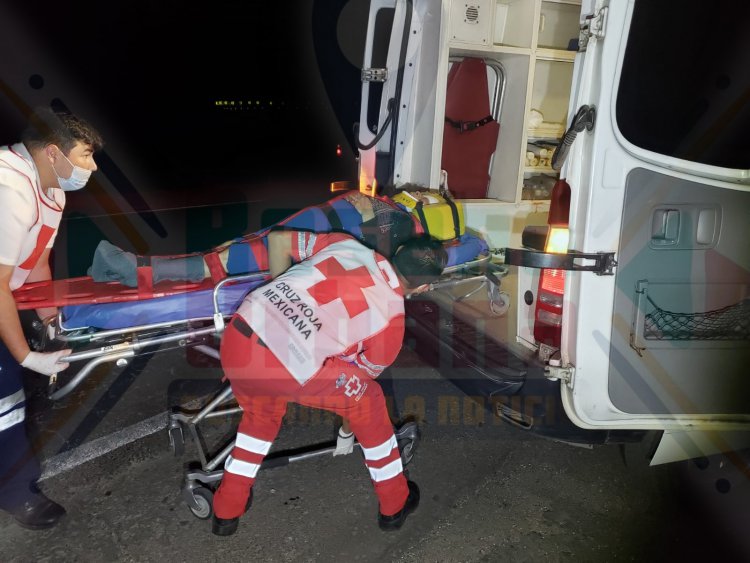 FUERTE ACCIDENTE DEJA 5 LESIONADOS EN LA CARRETERA 15 TPC-GDL