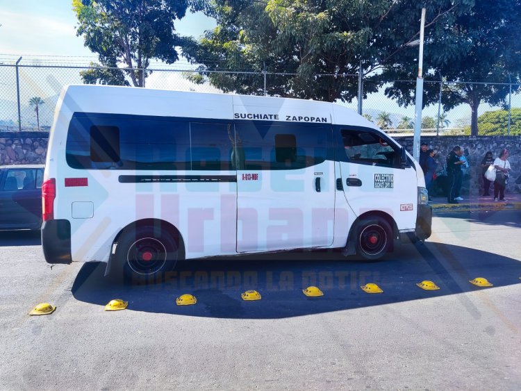 COMBI POR REBASAR ARROLLA A UN JOVEN Y DEJA LESIONADA A UNA MENOR EN LA MENCHACA