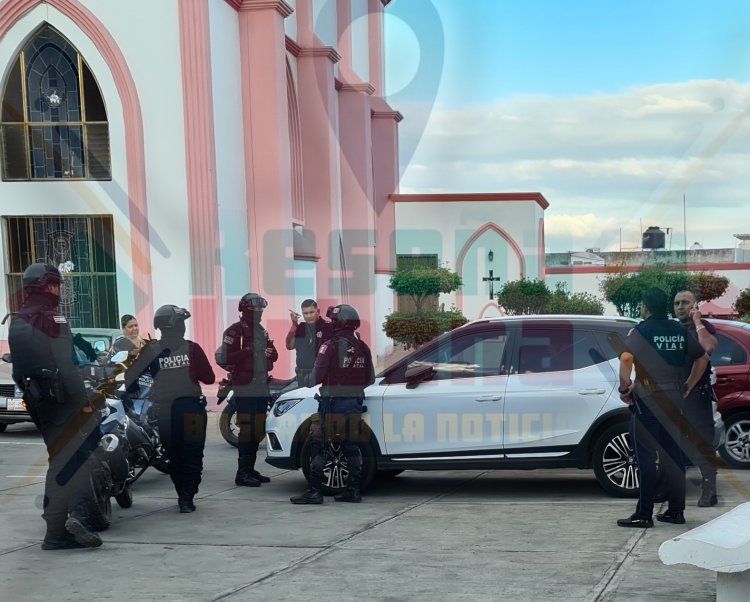 POLICIA MUNICIPAL LOCALIZA CAMIONETA ROBADA EN LOS FRESNOS