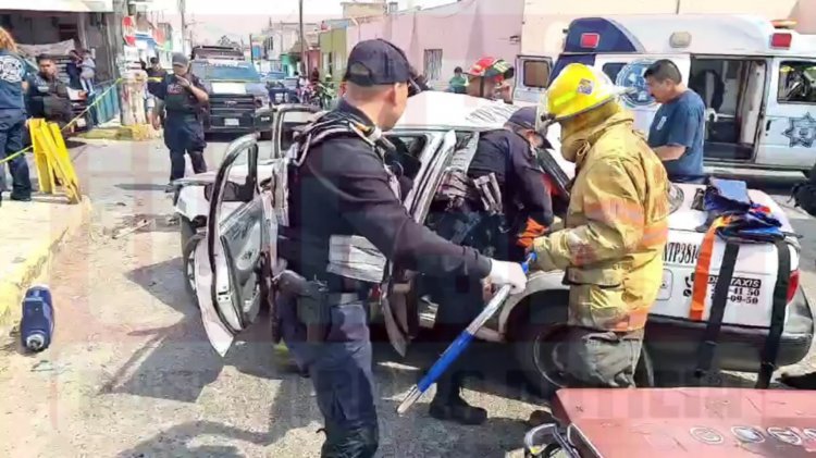 MUJER PRENSADA EN FUERTE ACCIDENTE EN LA COL MOCTEZUMA