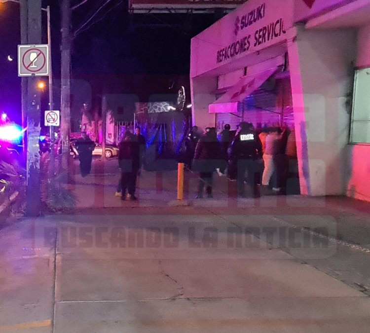 PLEITO EN EL SINVERGUENZA, DEJA 4 DETENIDOS, UN ARMA DECOMISADA Y CLAUSURADO EL BAR