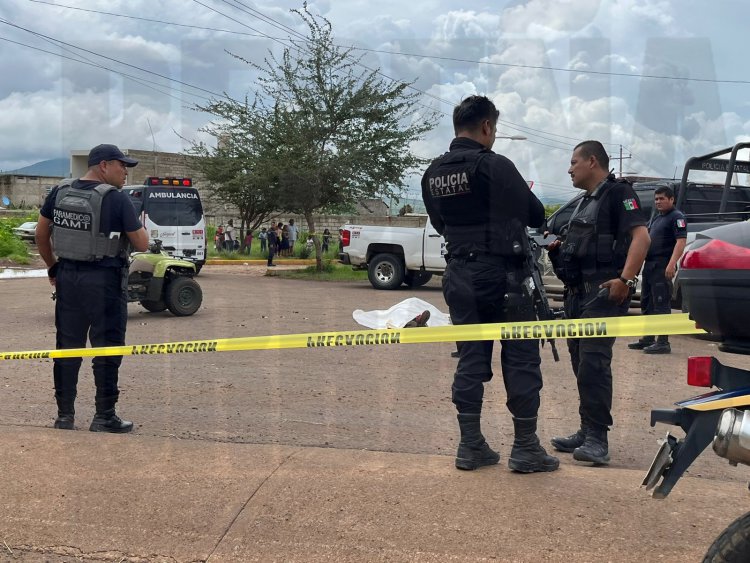 RUGEN LAS ARMAS LARGAS EN LA COL 3 DE JULIO; UN HOMBRE SIN VIDA