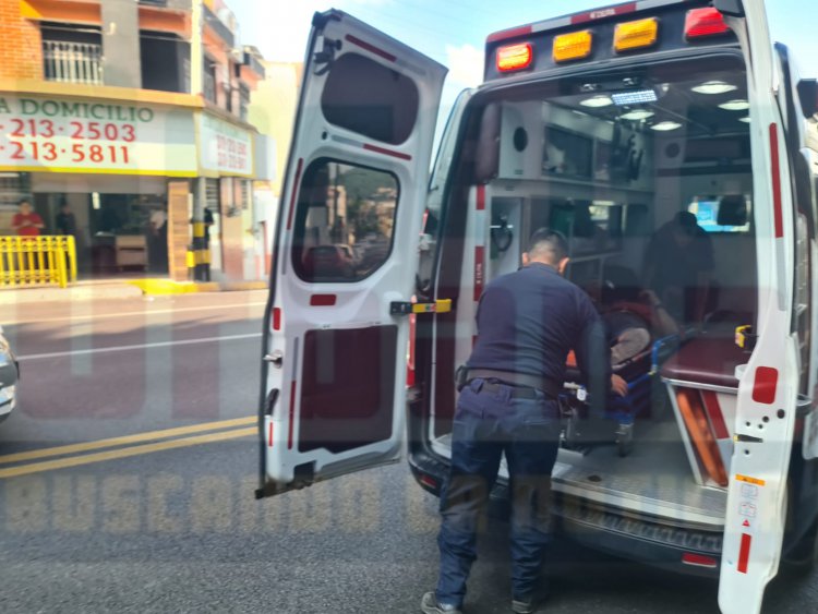 SE CRUZA LA AV INSURGENTES EN SU BICICLETA Y TERMINA LESIONADO