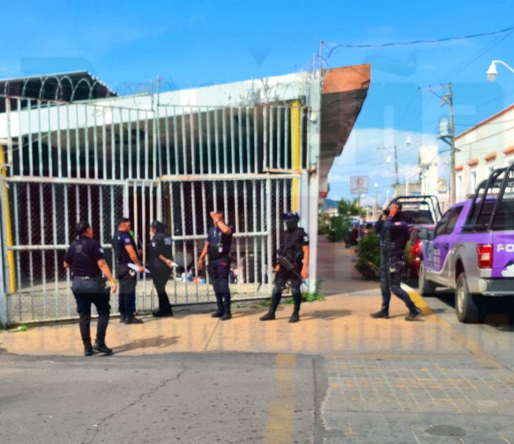 UNIDAD DE PROTECCIÓN A LA MUJER RESCATAN A FEMENINA EN EL CENTRO