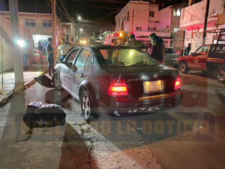 FUERTE ACCIDENTE DEJA A JOVEN EMBARAZADA LESIONADA