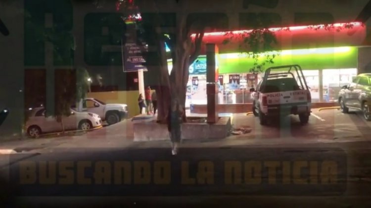 VIOLENTO ASALTO AL KIOSKO DE INSURGENTES Y ALASKA