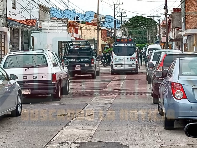 POLICÍAS FRUSTAN ASALTO A EMPISTOLADO