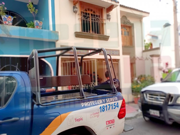 LO ATORA LA POLICÍA MUNICIPAL ROBANDO