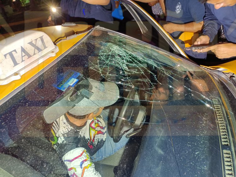 TAXISTA EBRIO PROVOCA ACCIDENTE EN EL FRACC CD DEL VALLE