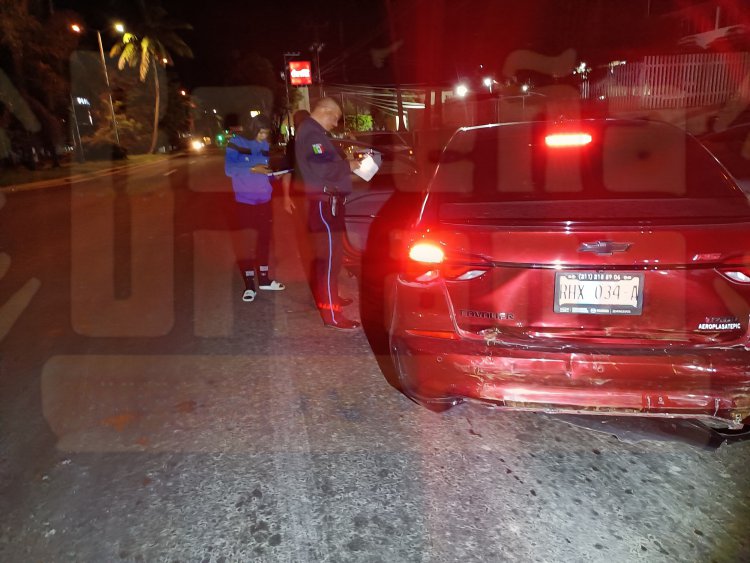 TAXISTA EBRIO PROVOCA ACCIDENTE EN EL FRACC CD DEL VALLE