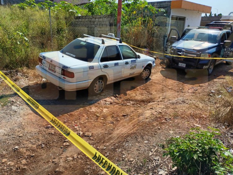 RECUPERA TAXI ROBADO LA POLICÍA ESTATAL