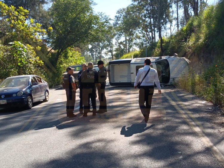 VOLCA CAMIONETA DE LUJO CON MIEMBRO DE LA DINASTÍA ECHEVARRIA