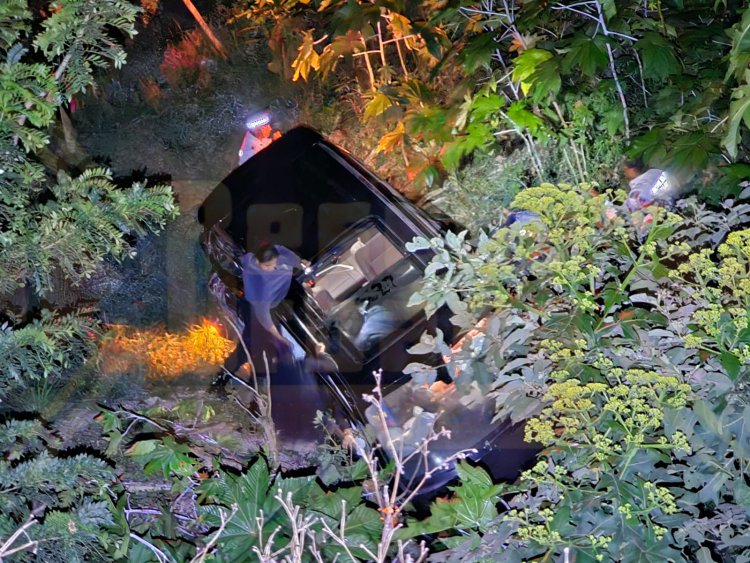 QUEDA PRENSADA UNA FEMENINA EN ACCIDENTE EN EL LIBRAMIENTO