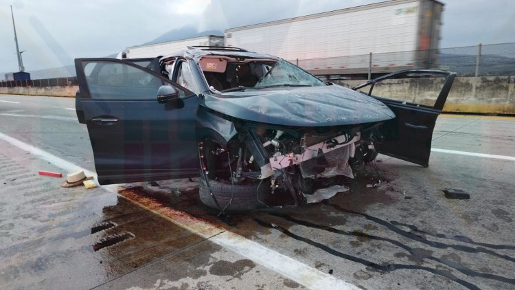 SUBURBAN LE AVIENTA BLOQUE A CAMIONETA EN LA PISTA GDL-TPC