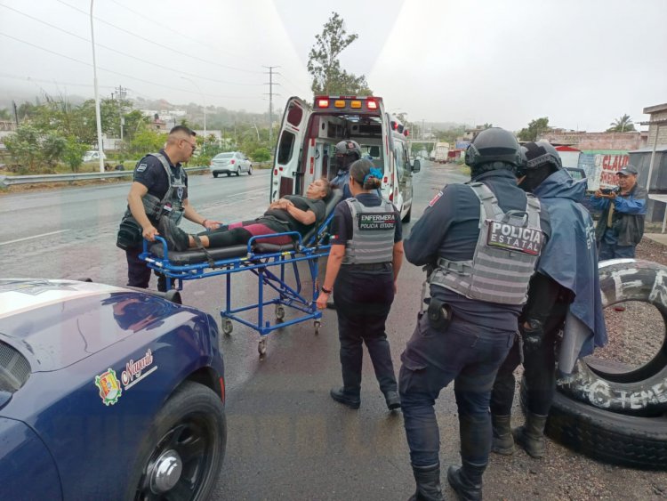 AUTOFANTASMA ATROPELLA A FEMENINA EN EL LIBRAMIENTO