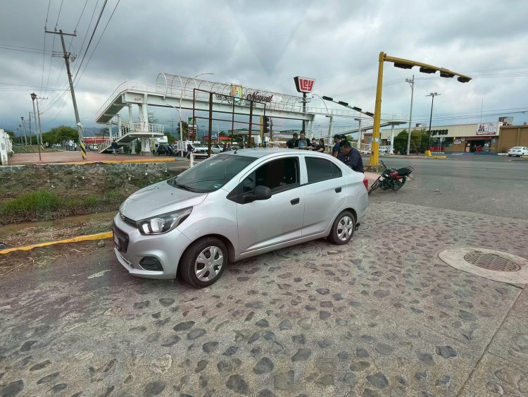 MENOR EN MOTOCICLISTA RESULTA LESIONADO