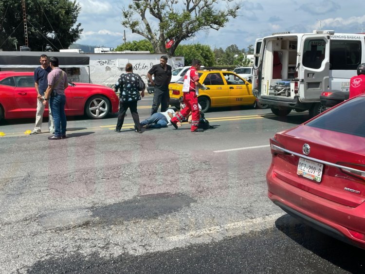 DERRAPA FEMENINA EN LA AV INSURGENTES