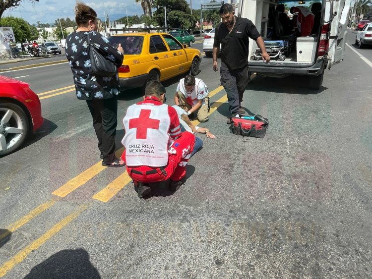 DERRAPA FEMENINA EN LA AV INSURGENTES