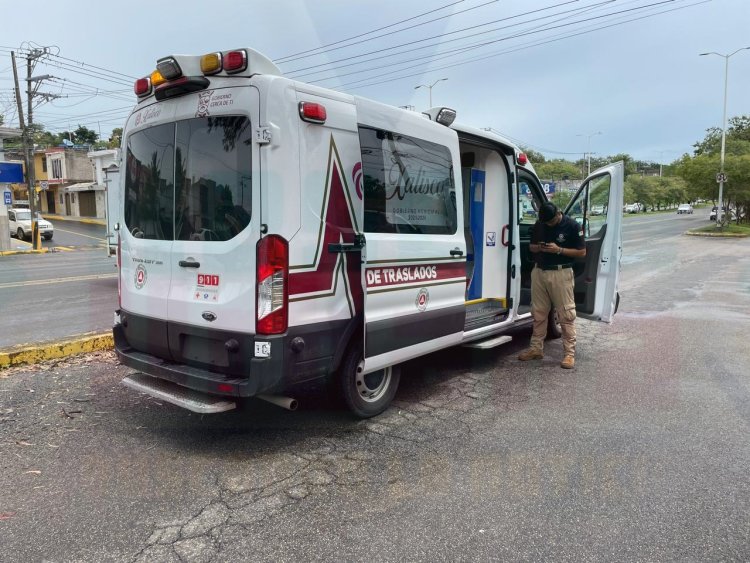 CARAMBOLA EN EL XALISCO DEJA A UNA MUJER LESIONADA