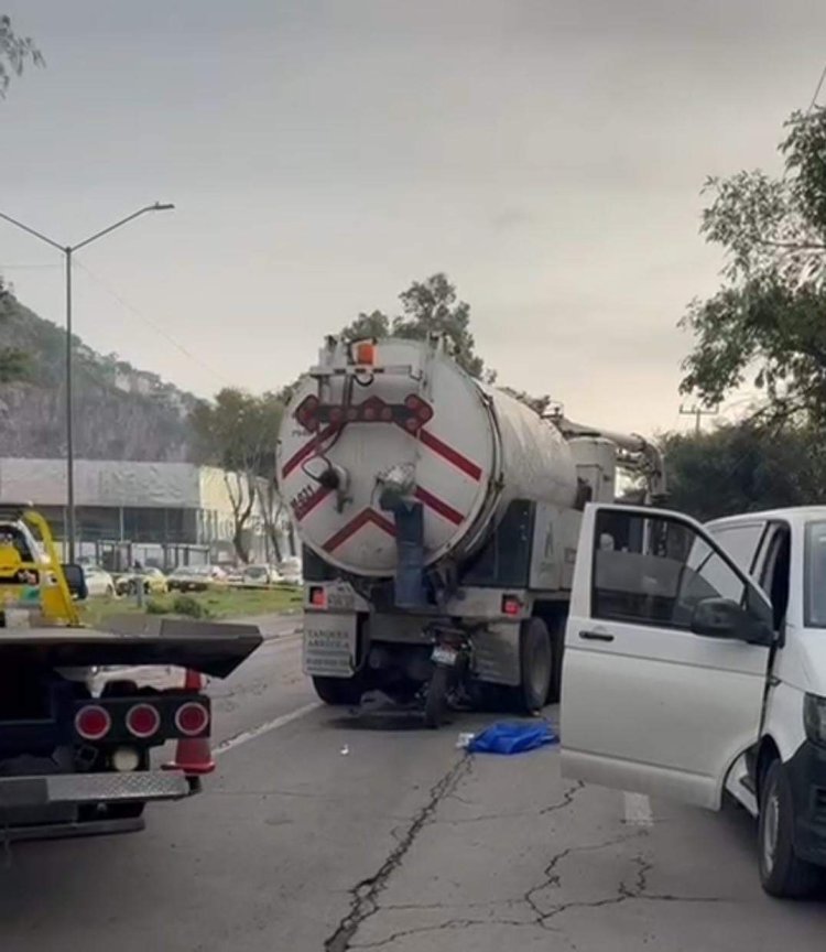 3 PERSONAS PIERDEN LA VIDA EN ACCIDENTE EN ECATEPEC, EDO DE MÉXICO