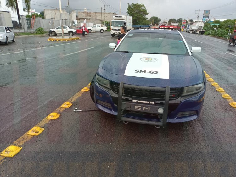 CRUZA FEMENINA LA FEDERAL 15 SIN FIJARSE Y ES ATROPELLADA