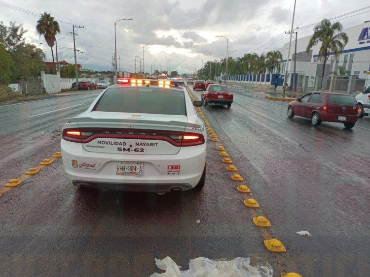 CRUZA FEMENINA LA FEDERAL 15 SIN FIJARSE Y ES ATROPELLADA