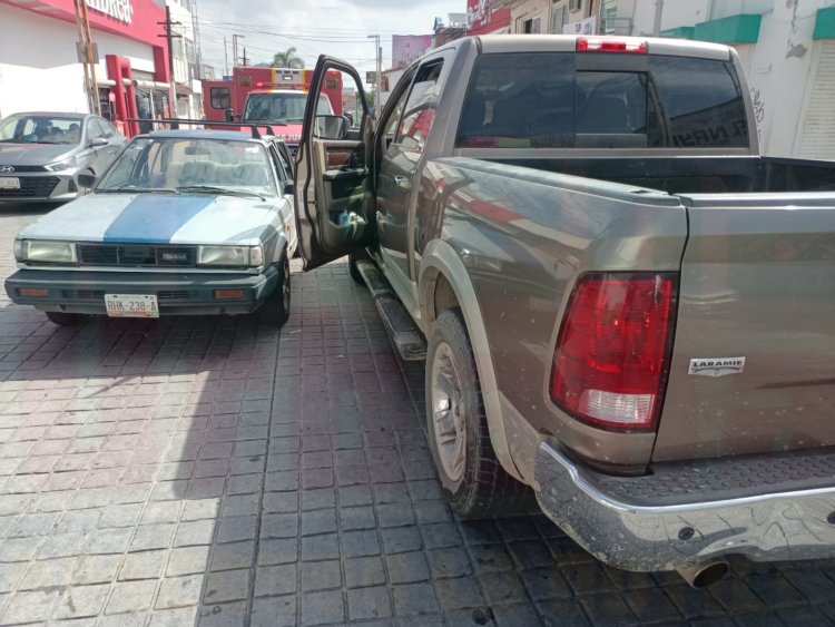 SEMAFORAZO DEJA UN LESIONADO EN LA COL SAN ANTONIO