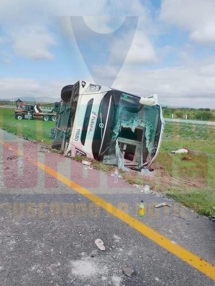 8 PERSONAS SIN VIDA, 20 LESIONADOS EN AUTOBUZASO