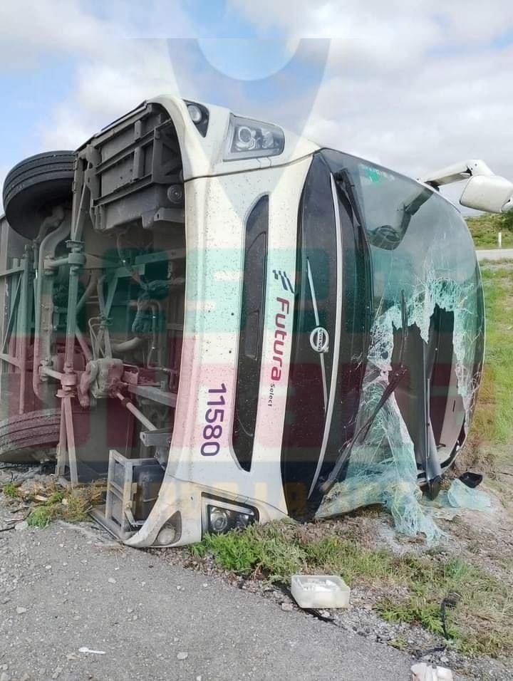 8 PERSONAS SIN VIDA, 20 LESIONADOS EN AUTOBUZASO