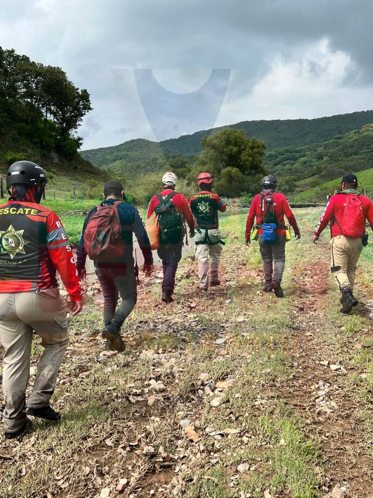 BUSCAN A JOVEN DESAPARECIDA EN AMATLÁN DE CAÑAS Y ETZATLÁN, JALISCO