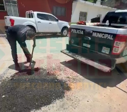 DENIGRA A POLICÍAS DE SANTIAGO SU PRESIDENTE MUNICIPAL